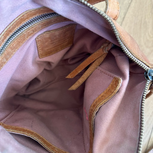 Able abera commuter purse 👛 soft leather and crossbody strap - Picture 11 of 12